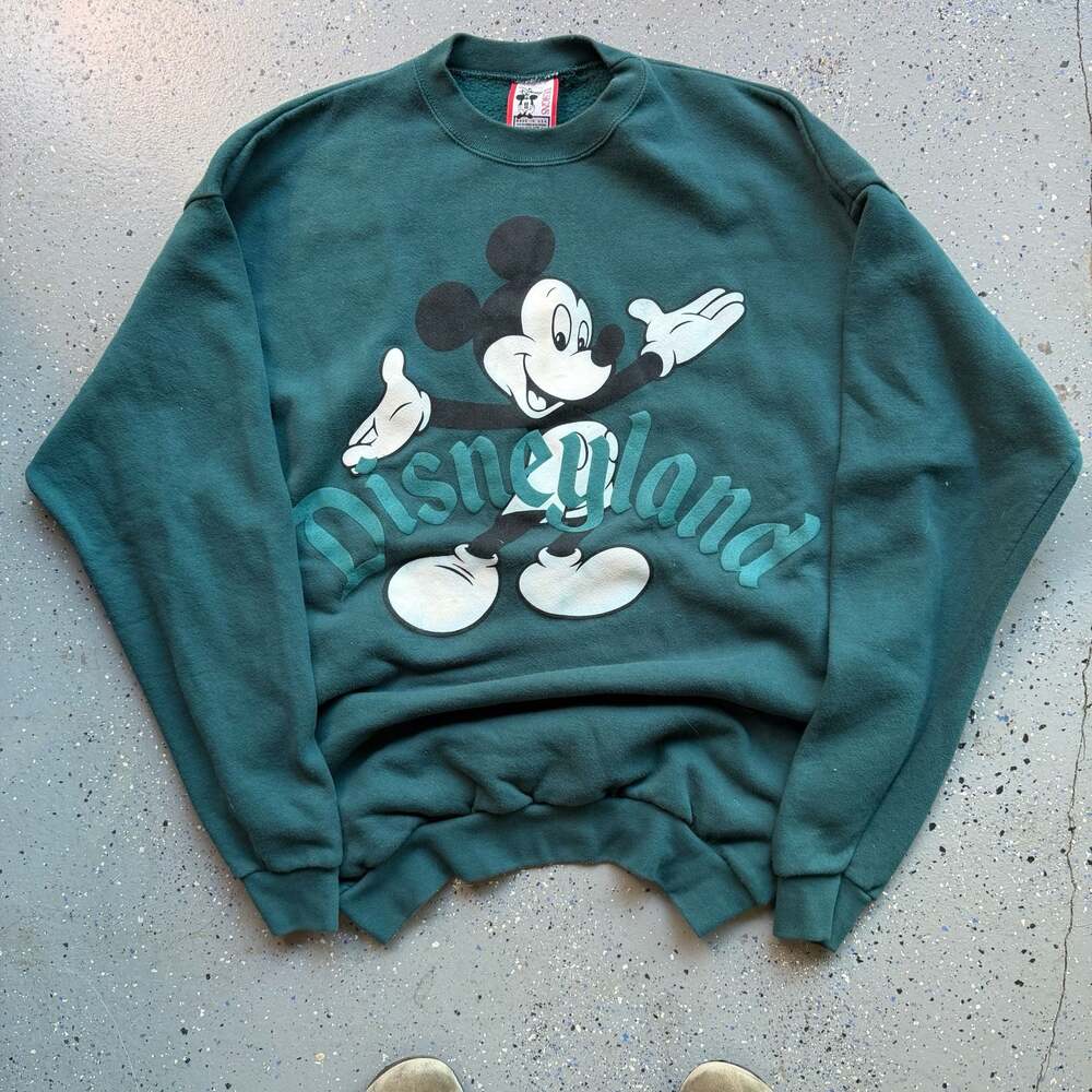90s Vintage Disney Designs Disneyland Mickey Mouse Green Sweatshirt